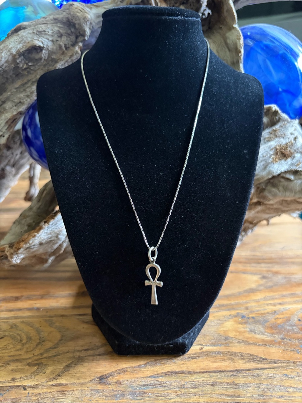 Sterling Silver Ankh Pendant Necklace - Polished Silver